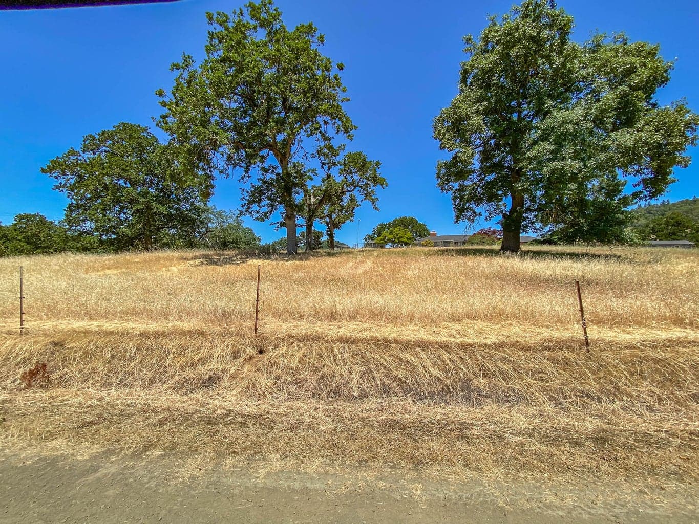 Photo of 8017 Old Highway 99 North 3 of 48