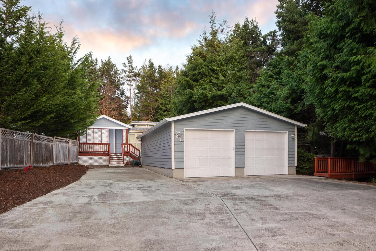 25 Seagrove, Lincoln City, 97367
