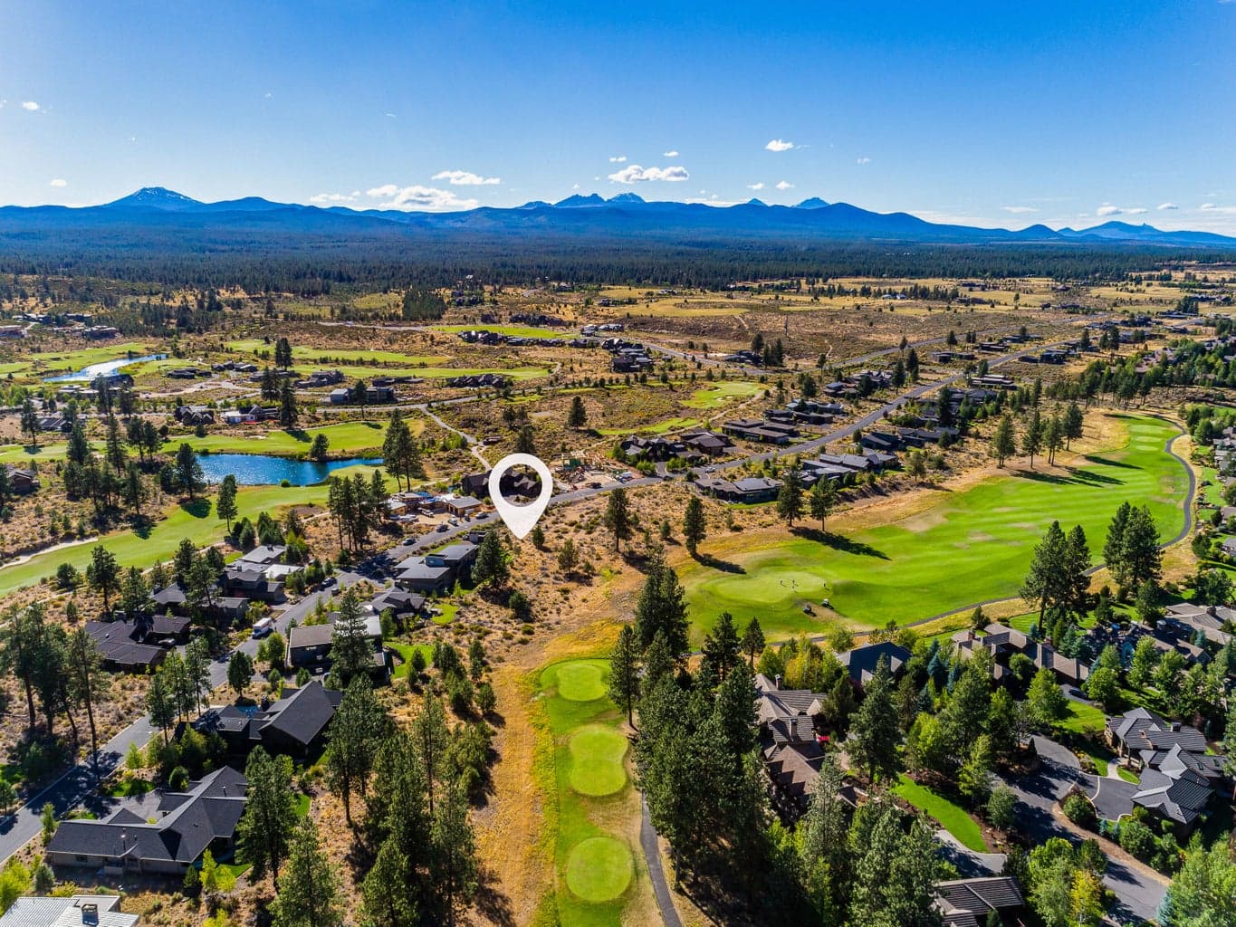 Photo of 61594 Hosmer Lake 2 of 11
