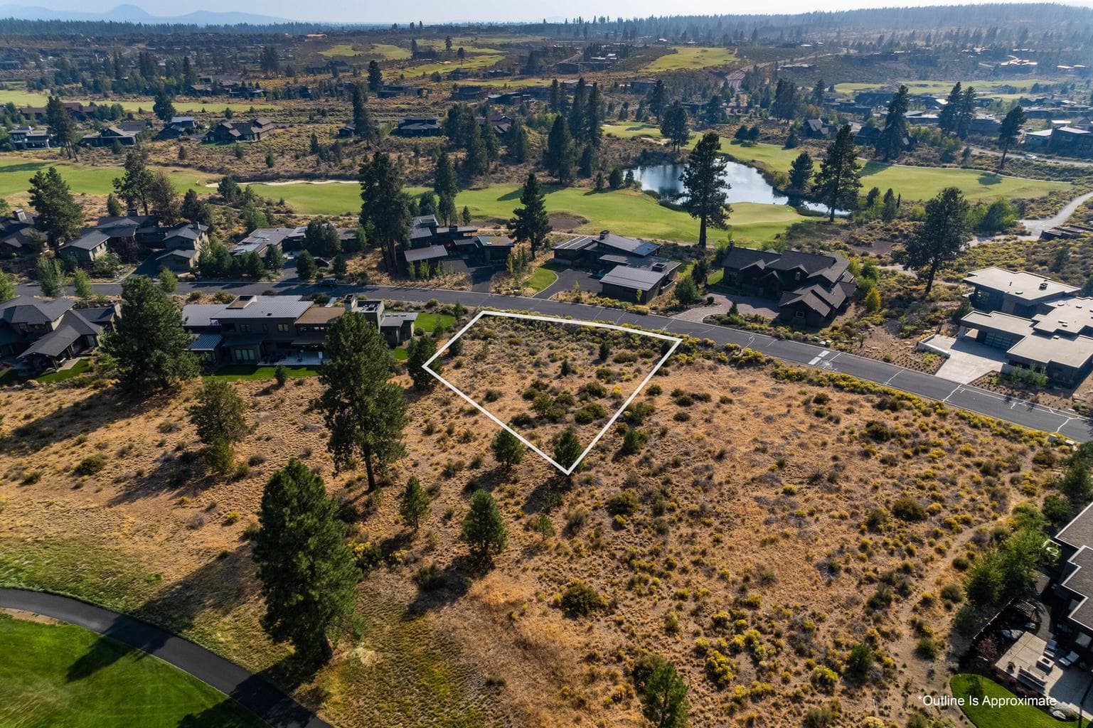 Photo of 61594 Hosmer Lake 3 of 11