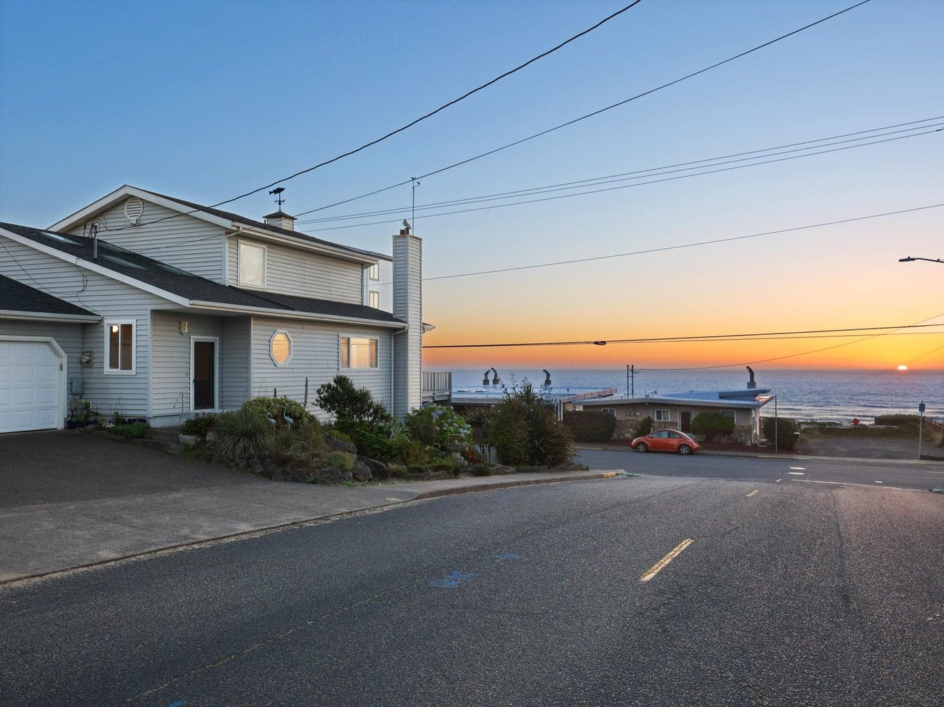 839 2nd St, Newport, 97365