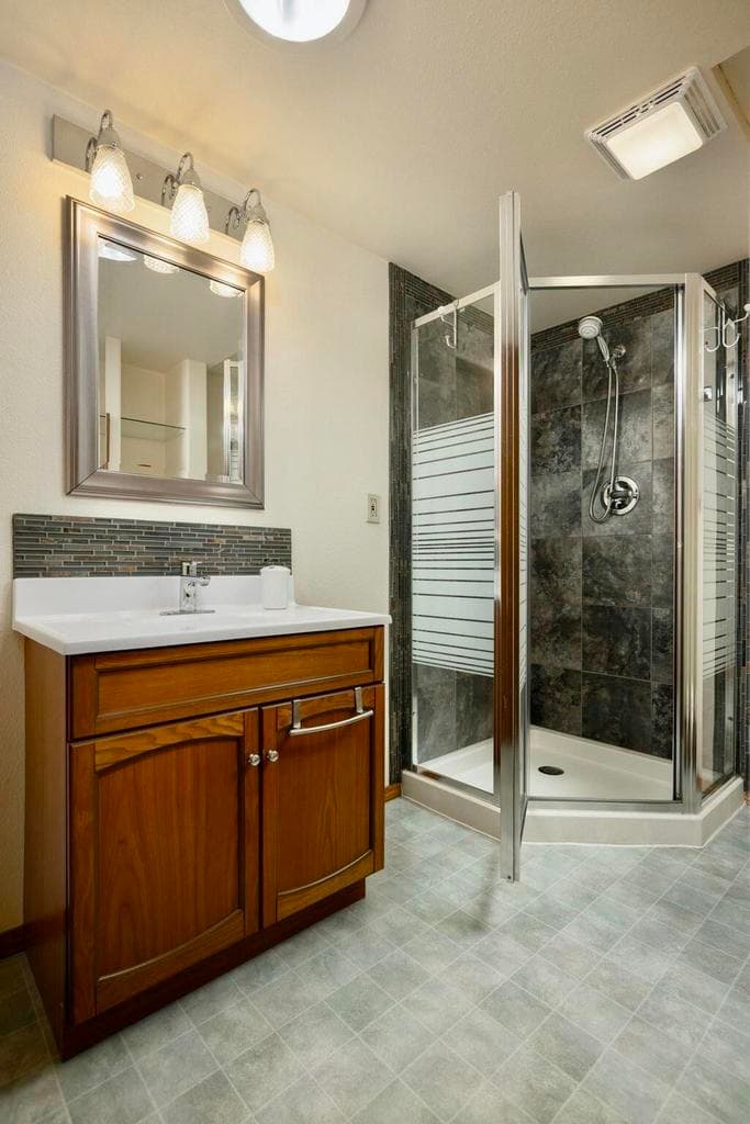 Photo of 53492 Kokanee Way 21 of 37