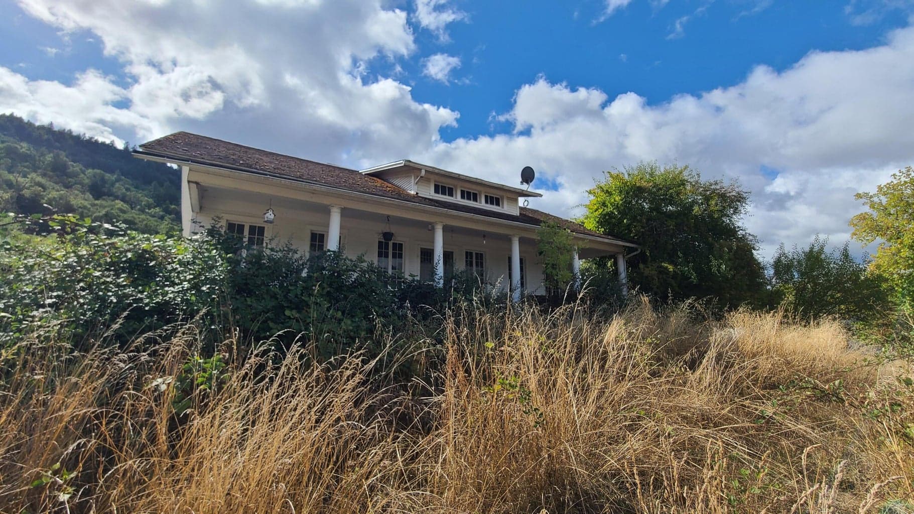 754 Glenbrook Loop, Riddle, 97469
