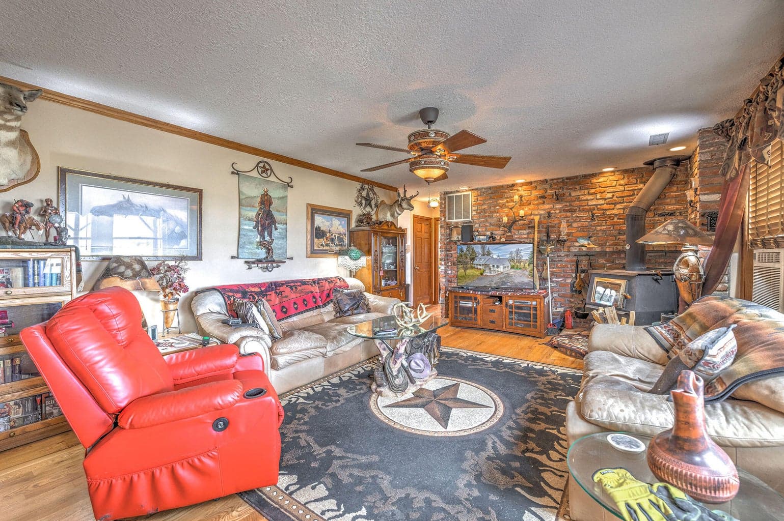 Photo of 7305 Hwy 126 46 of 49