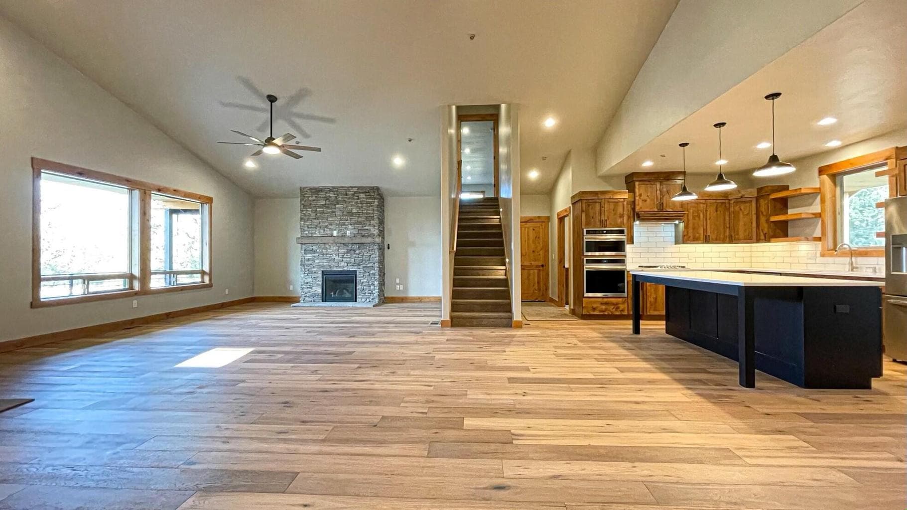 Photo of 7680 SE Madison Avenue 15 of 46