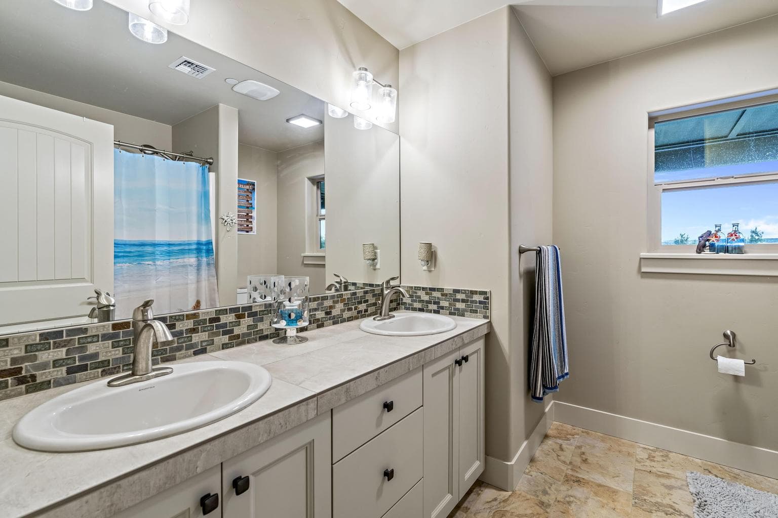 Photo of 6811 SE Riverdance Road 29 of 33