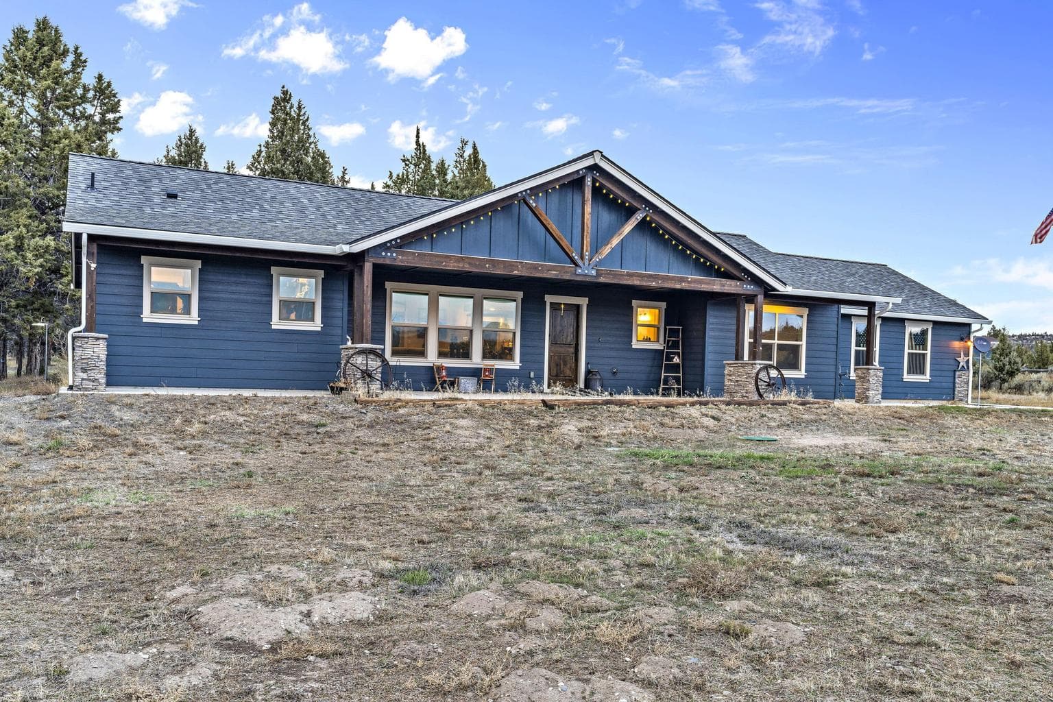 Photo of 6811 SE Riverdance Road 31 of 33