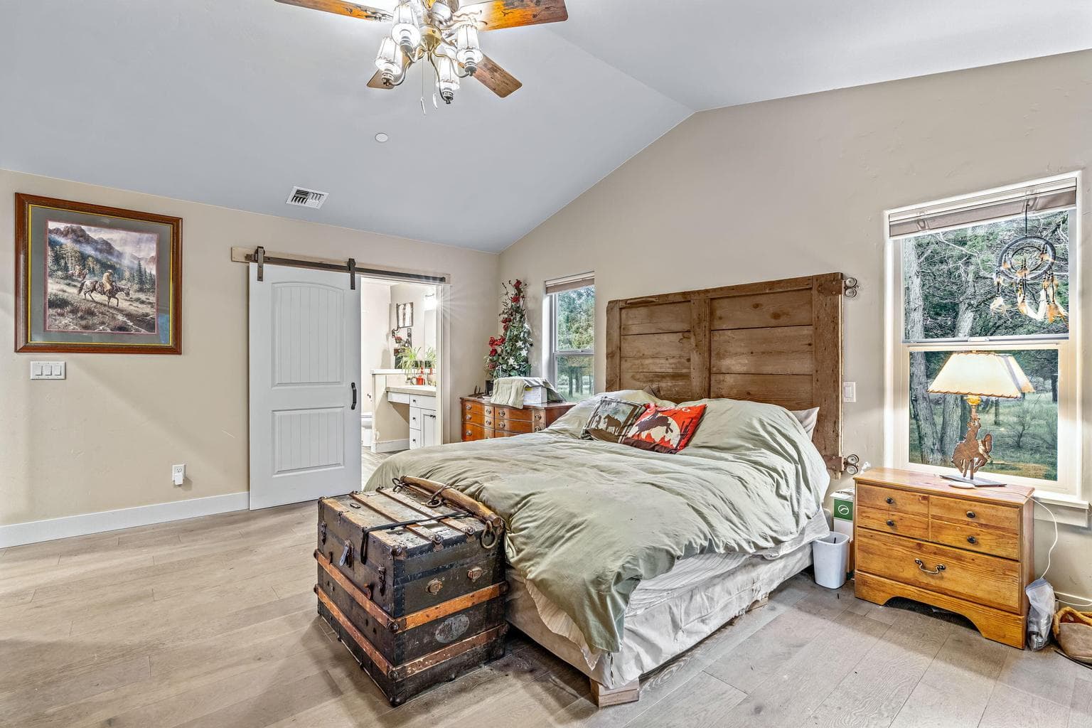 Photo of 6811 SE Riverdance Road 25 of 33