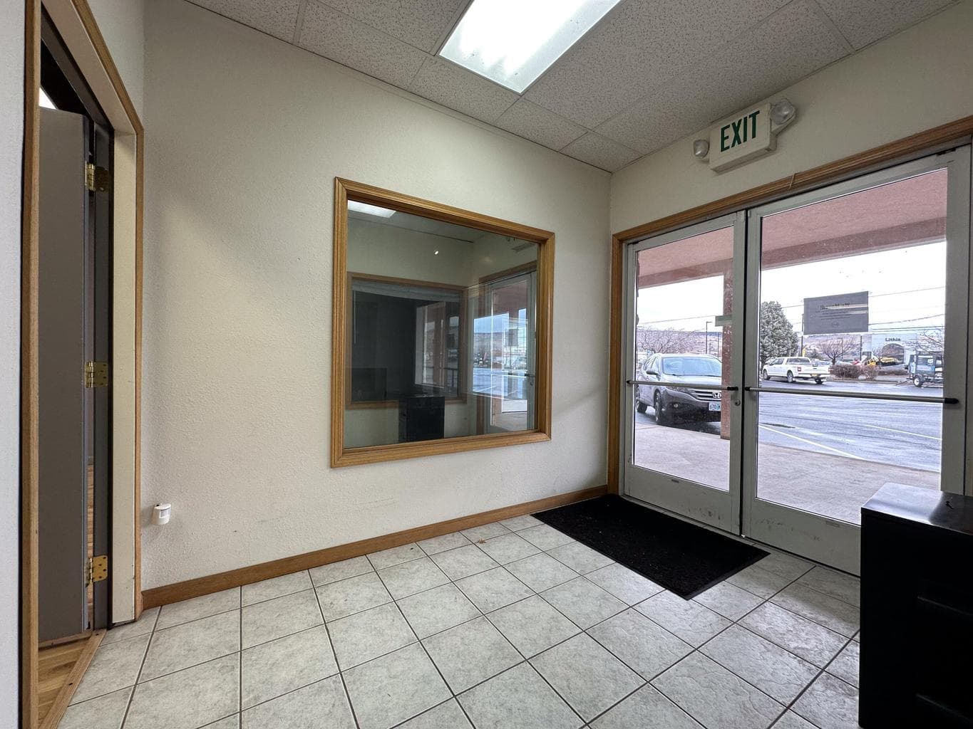 Photo of 2650 Washburn 3 of 14