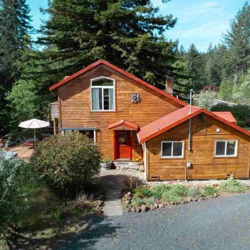 40290 McCully Mountain, Lyons, 97358