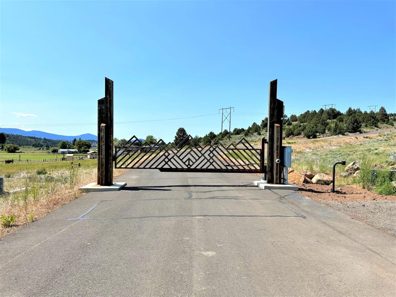 Photo of Lot 2 Apogee 3 of 33