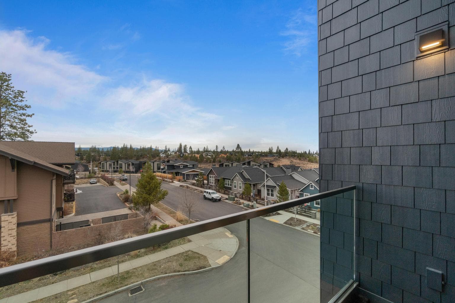 Photo of 2745 NW Ordway Avenue 24 of 29