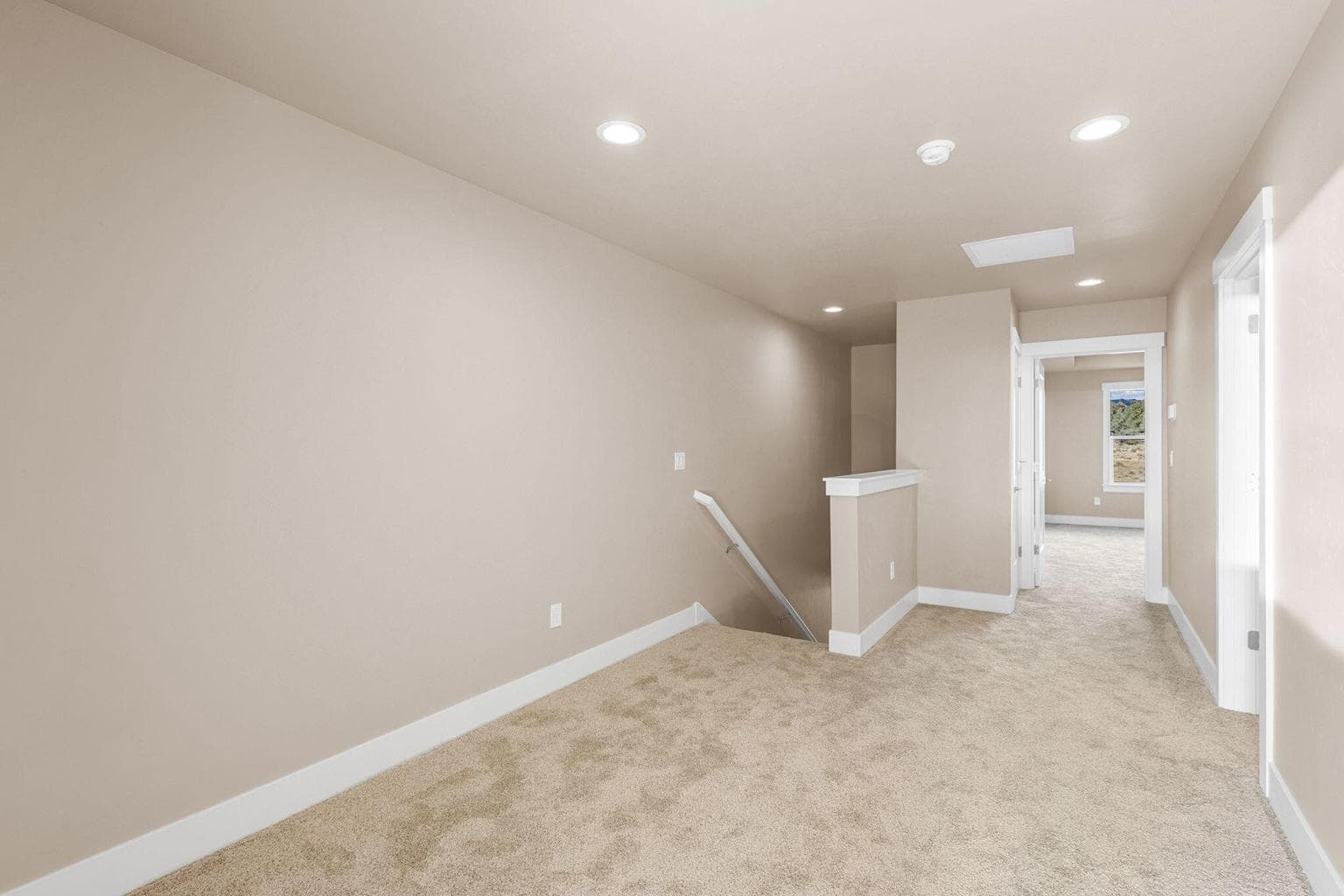 Photo of 3926 SW Badger Avenue 10 of 23