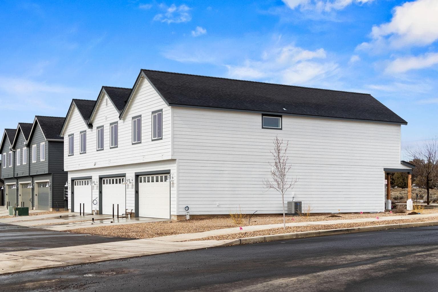 Photo of 3926 SW Badger Avenue 22 of 23
