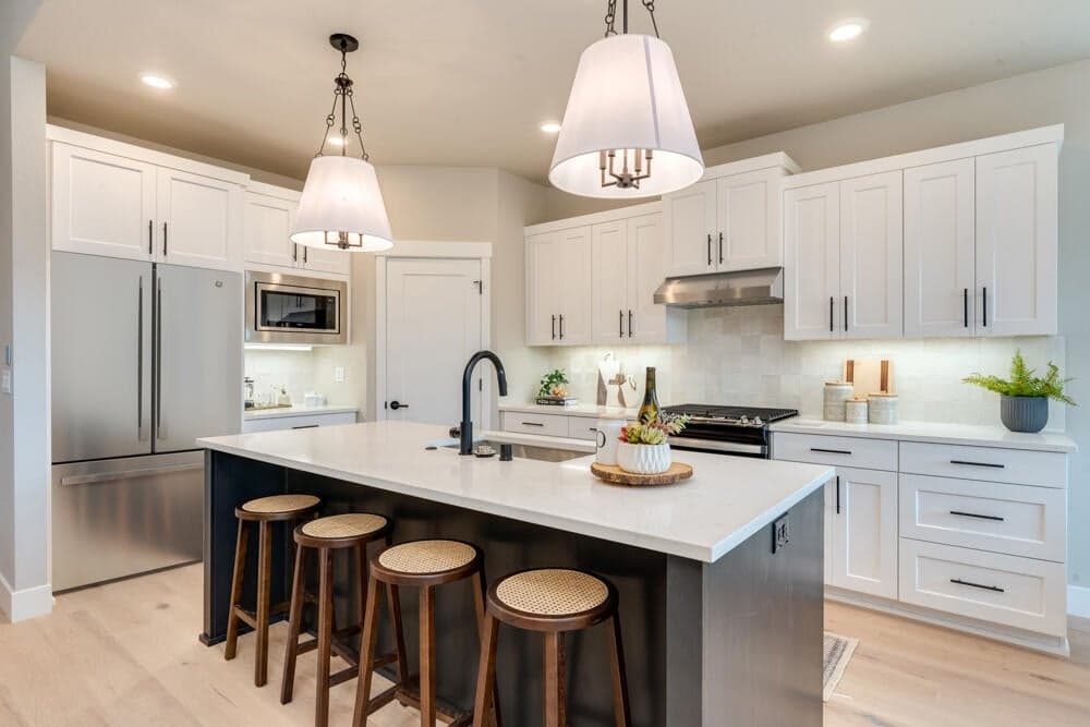 Photo of 4021 SW 47th Place 15 of 38
