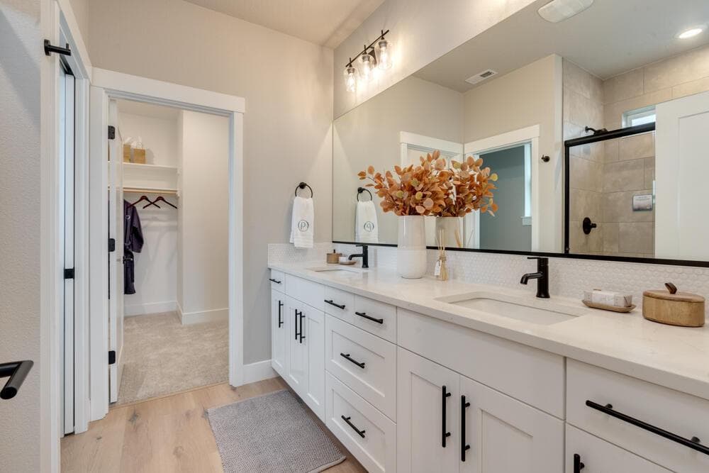 Photo of 4021 SW 47th Place 13 of 38
