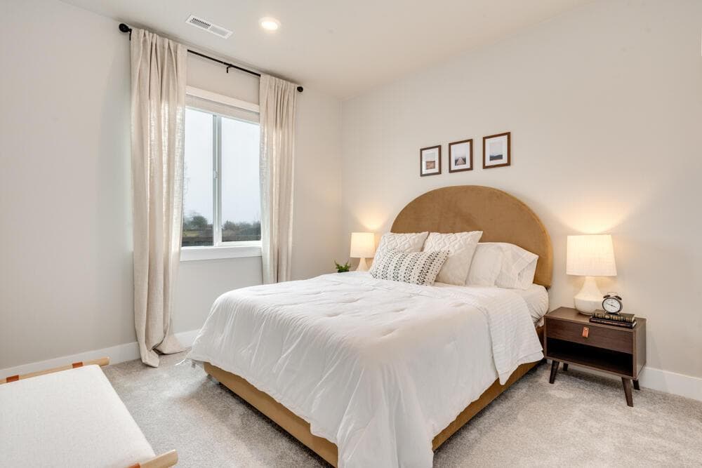 Photo of 4021 SW 47th Place 12 of 38