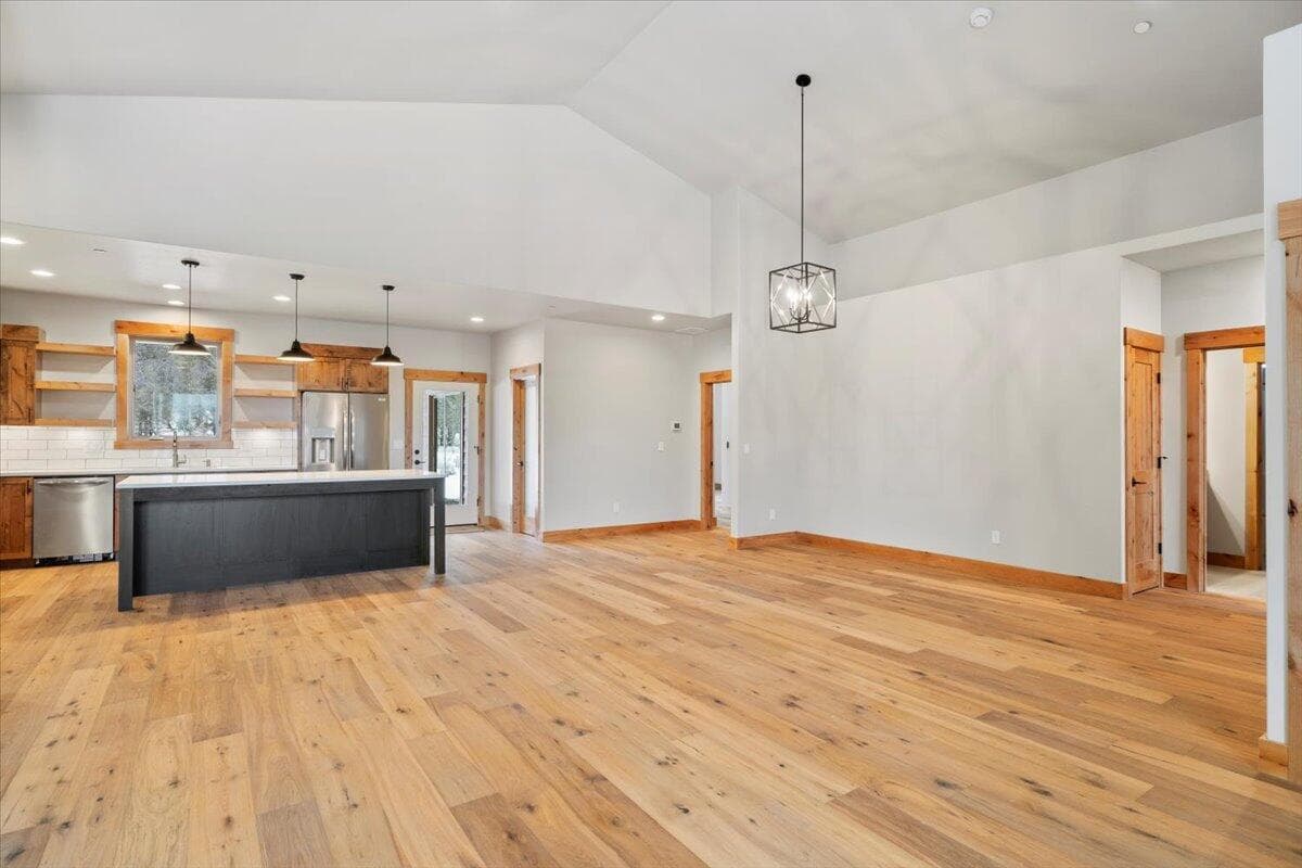 Photo of 7680 SE Madison Avenue 24 of 46