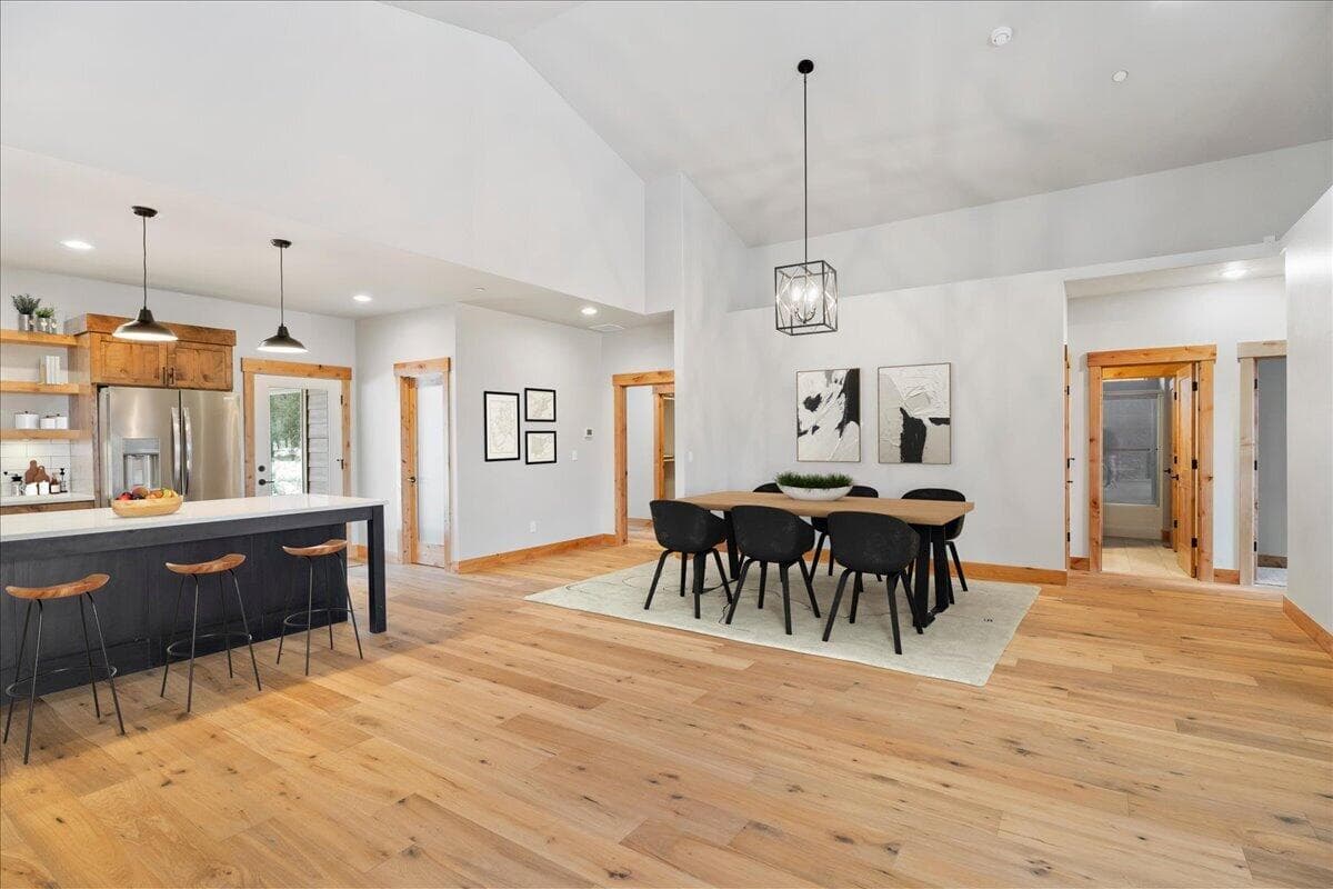 Photo of 7680 SE Madison Avenue 23 of 46