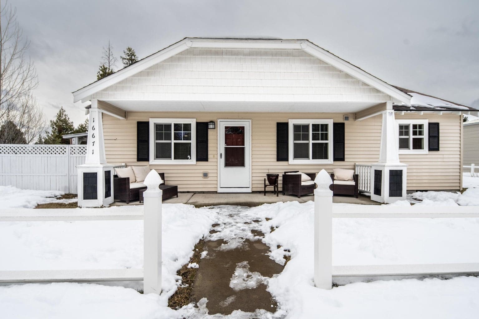 16671 William Foss, La Pine, 97739