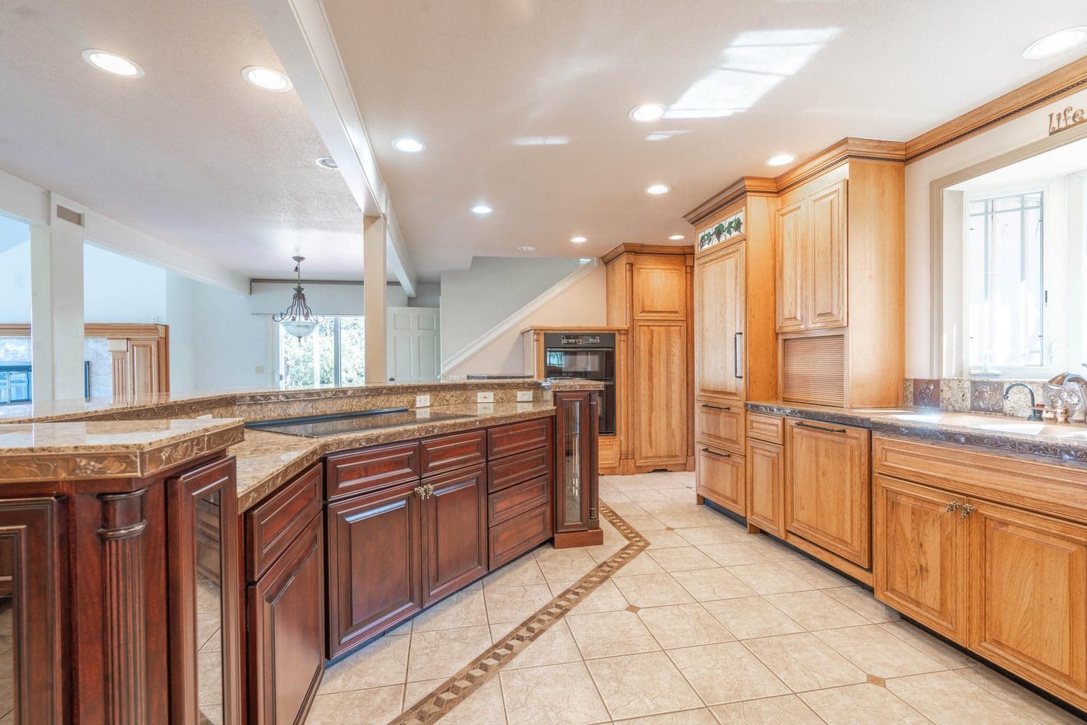 Photo of 7265 Falcon Crest Drive 15 of 111