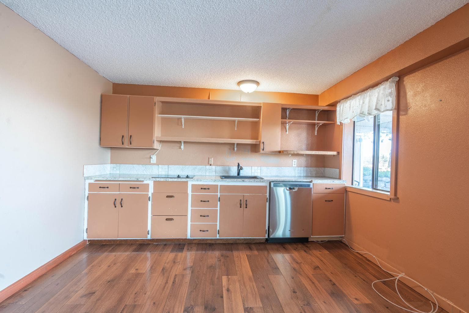 Photo of 7265 Falcon Crest Drive 65 of 111