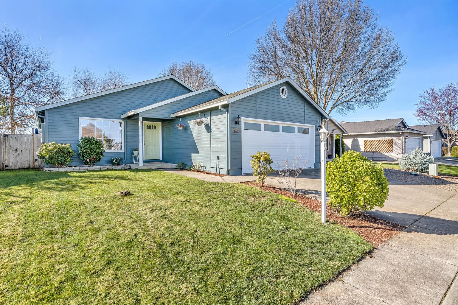 2114 Lara, Central Point, 97502