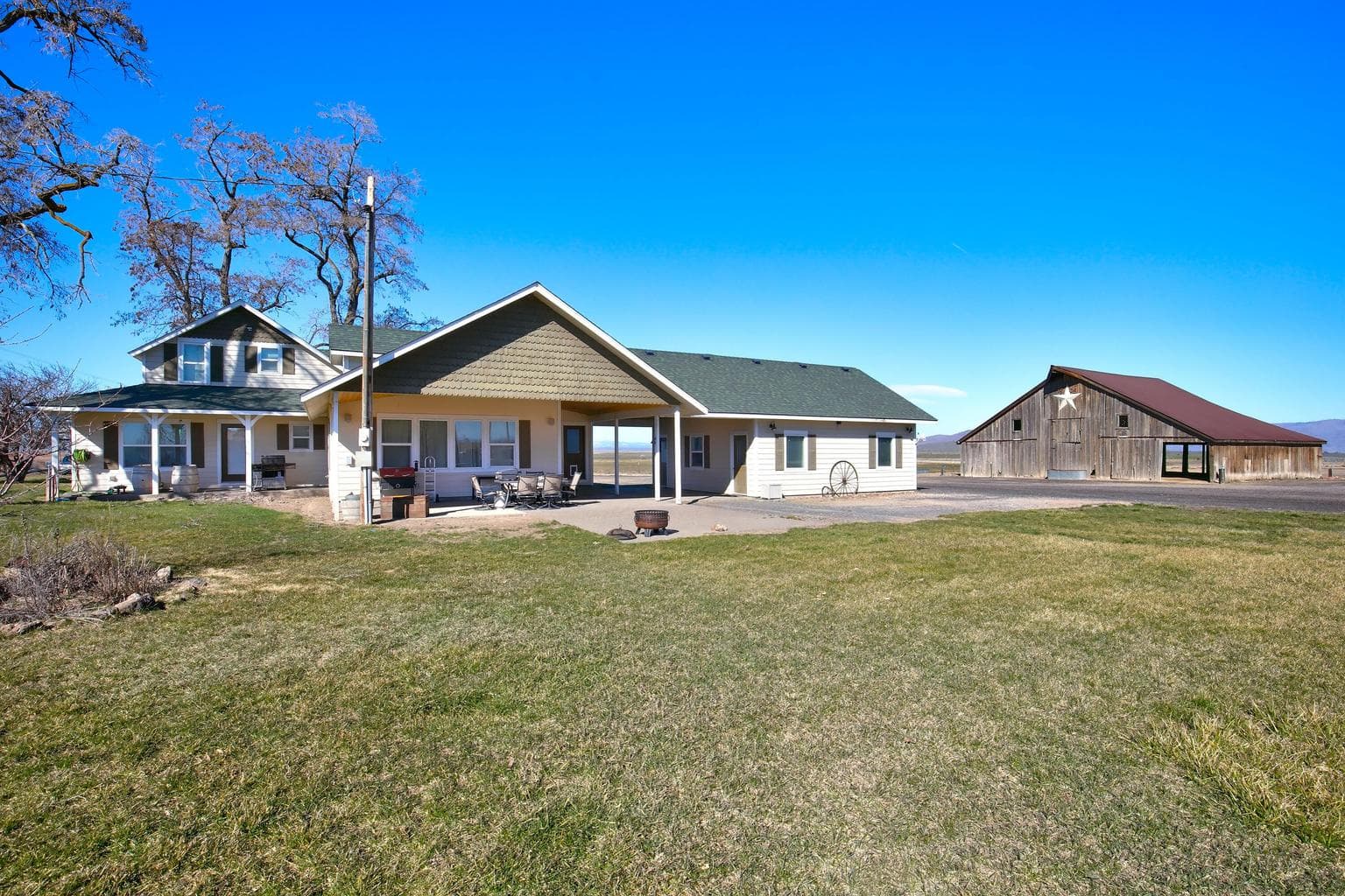 Photo of 9619 NW Columbia Drive 33 of 161