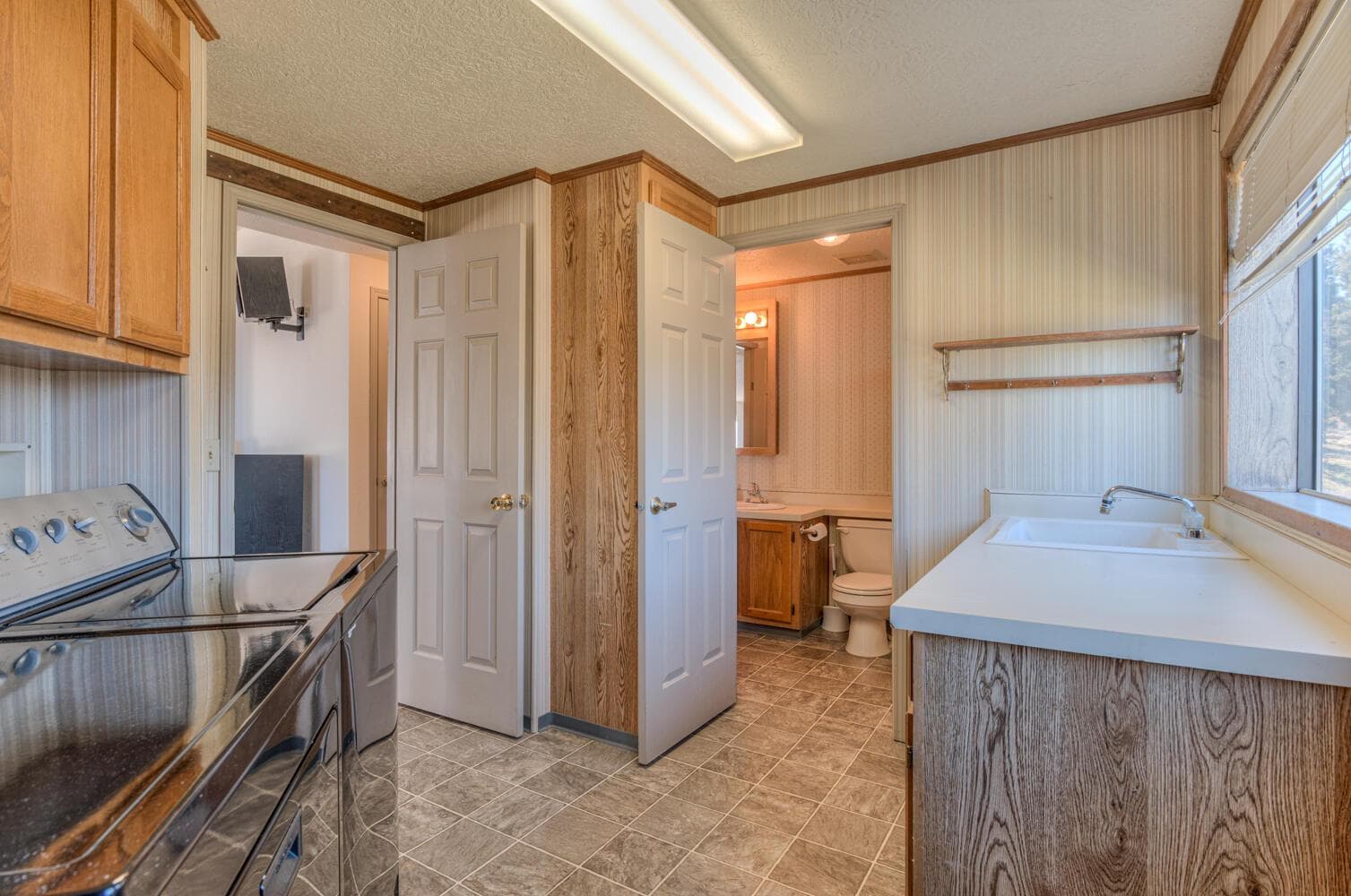 Photo of 14948 SE Remington Road 21 of 43