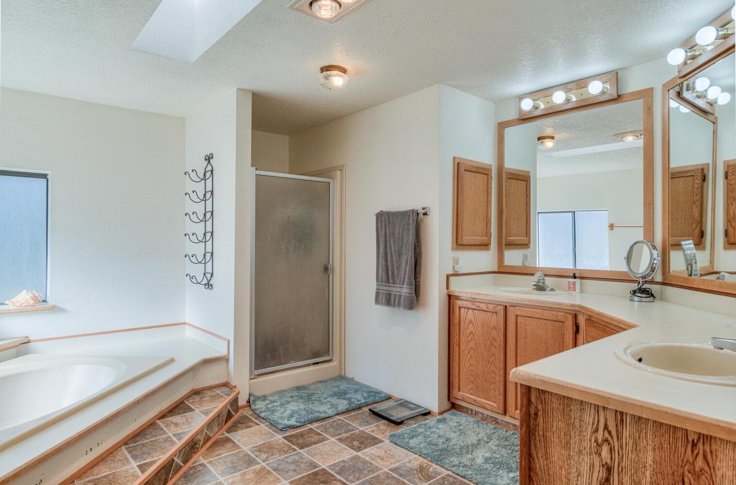 Photo of 14948 SE Remington Road 28 of 43
