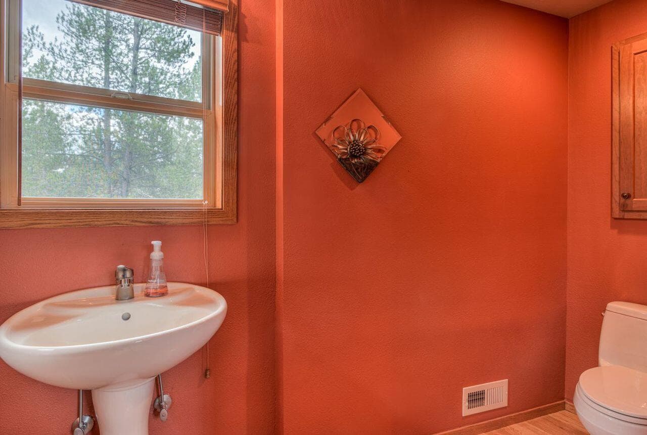 Photo of 58097 McNary Lane 9 of 36