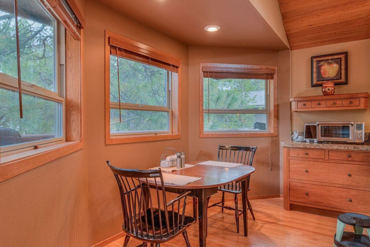 Photo of 58097 McNary Lane 6 of 36