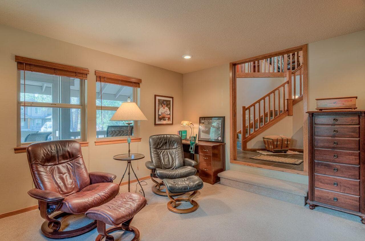 Photo of 58097 McNary Lane 25 of 36
