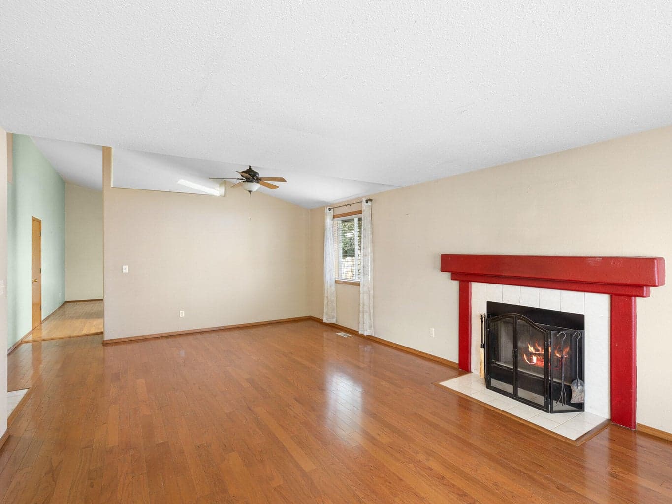 Photo of 1024 Meadow 4 of 31