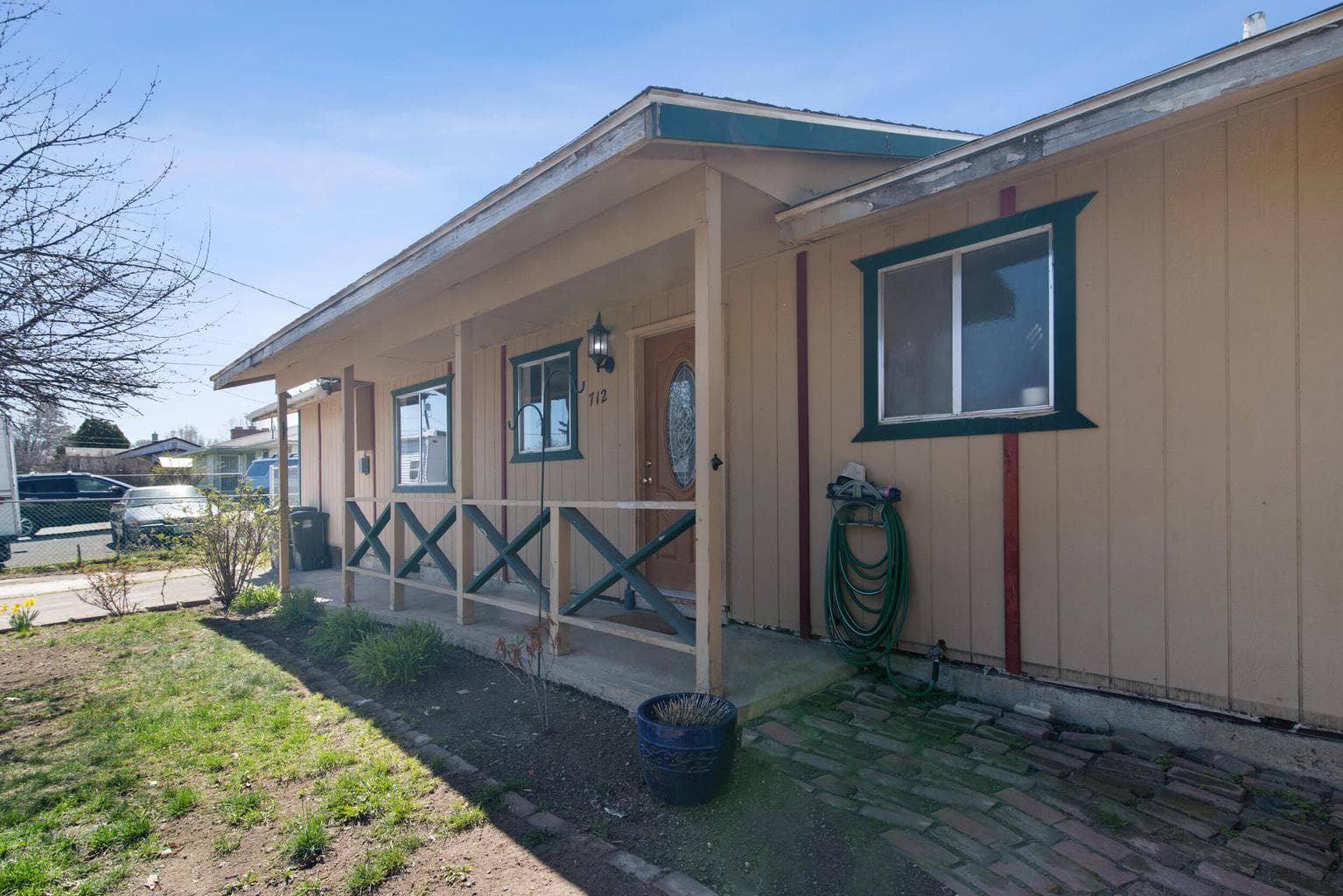 Photo of 712 1st 5 of 40