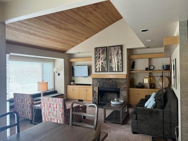 Photo of 6960 Robin Court 6 of 45