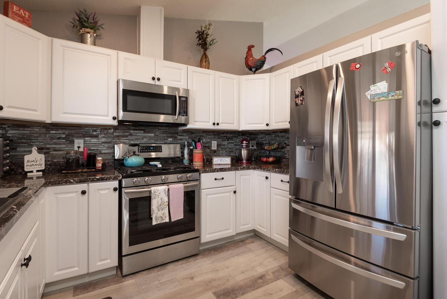 Photo of 2361 NW 19TH Street 15 of 39