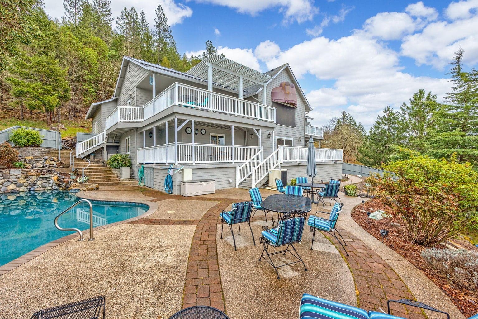 124 Osprey Vista, Shady Cove, 97539