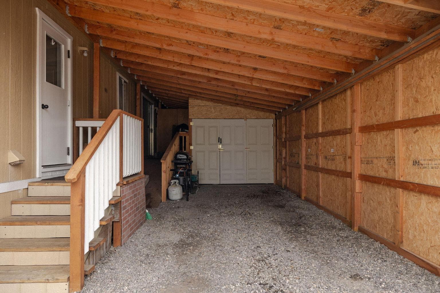 Photo of 5063 Highway 97 2 of 21