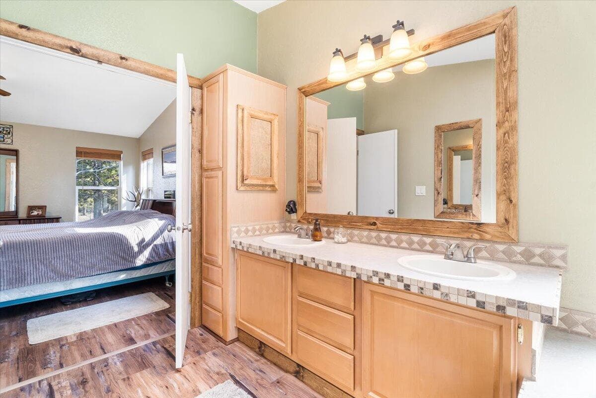 Photo of 17017 Deer Run Lane 22 of 39