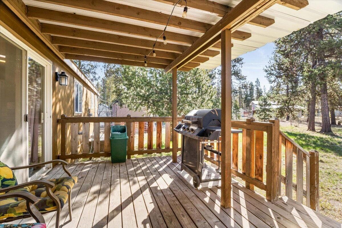Photo of 17017 Deer Run Lane 31 of 39