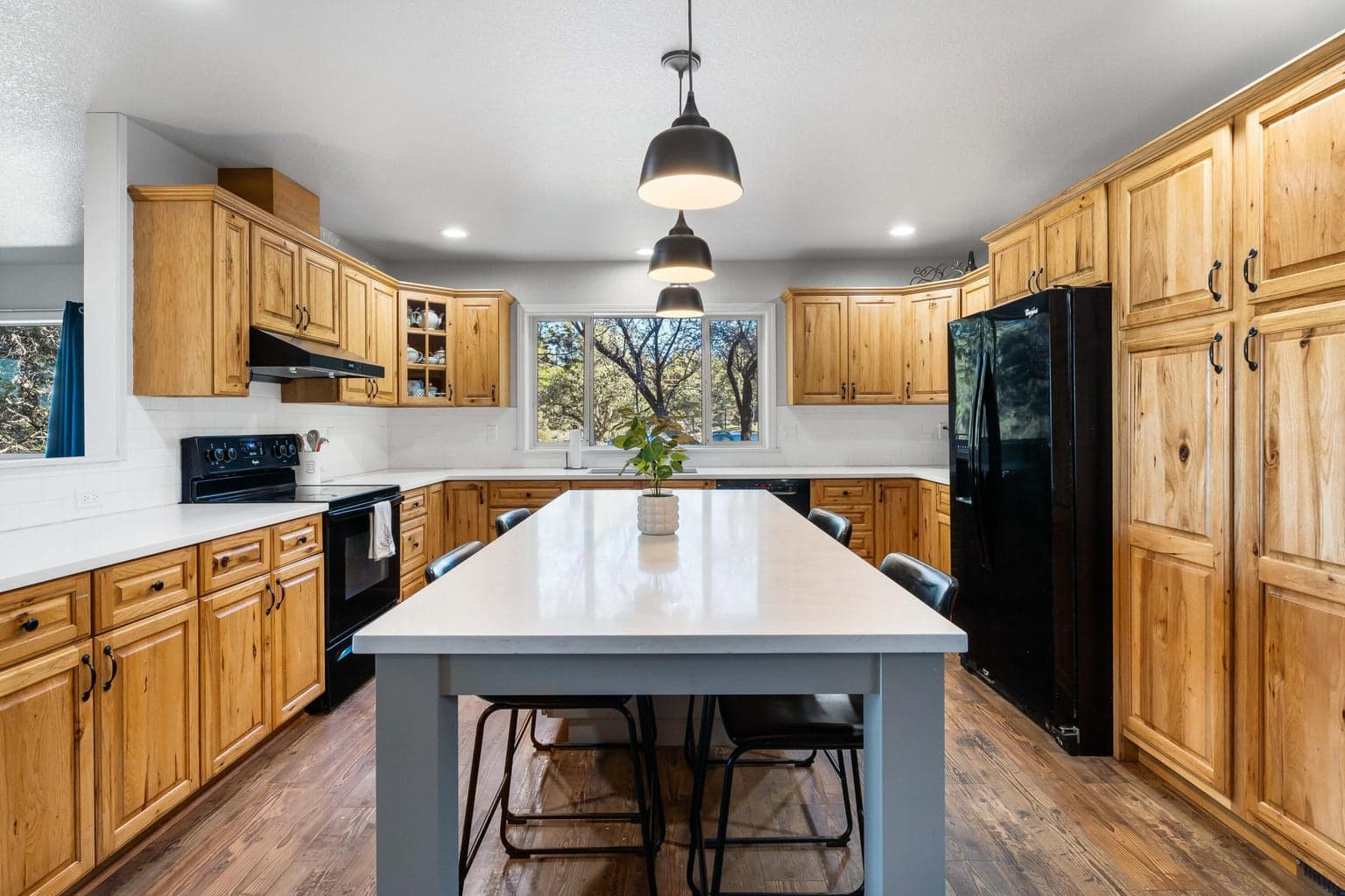 Photo of 975 NW 103rd Street 11 of 53