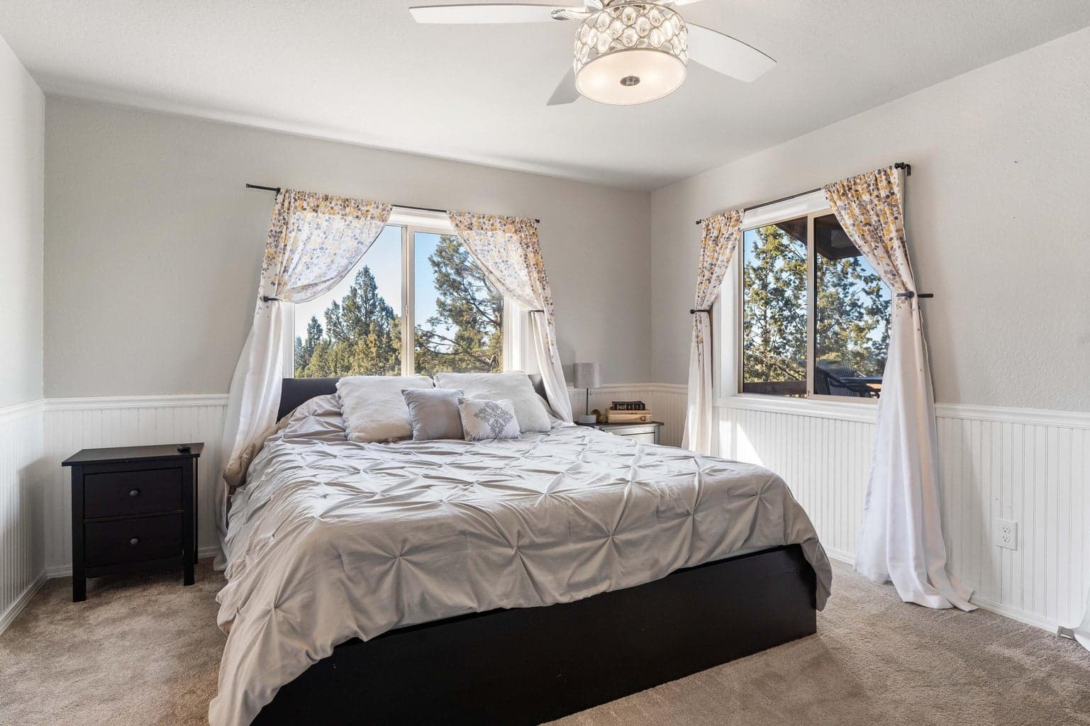 Photo of 975 NW 103rd Street 23 of 53