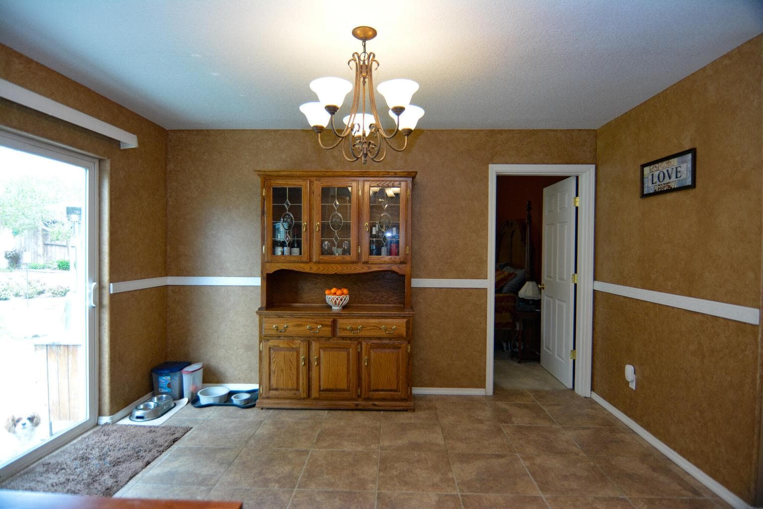 Photo of 311 NW 25th Street 13 of 32