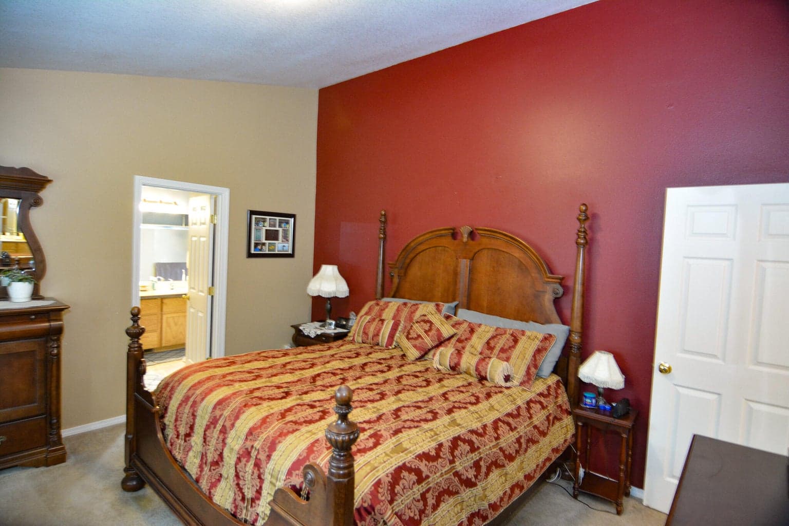 Photo of 311 NW 25th Street 17 of 32