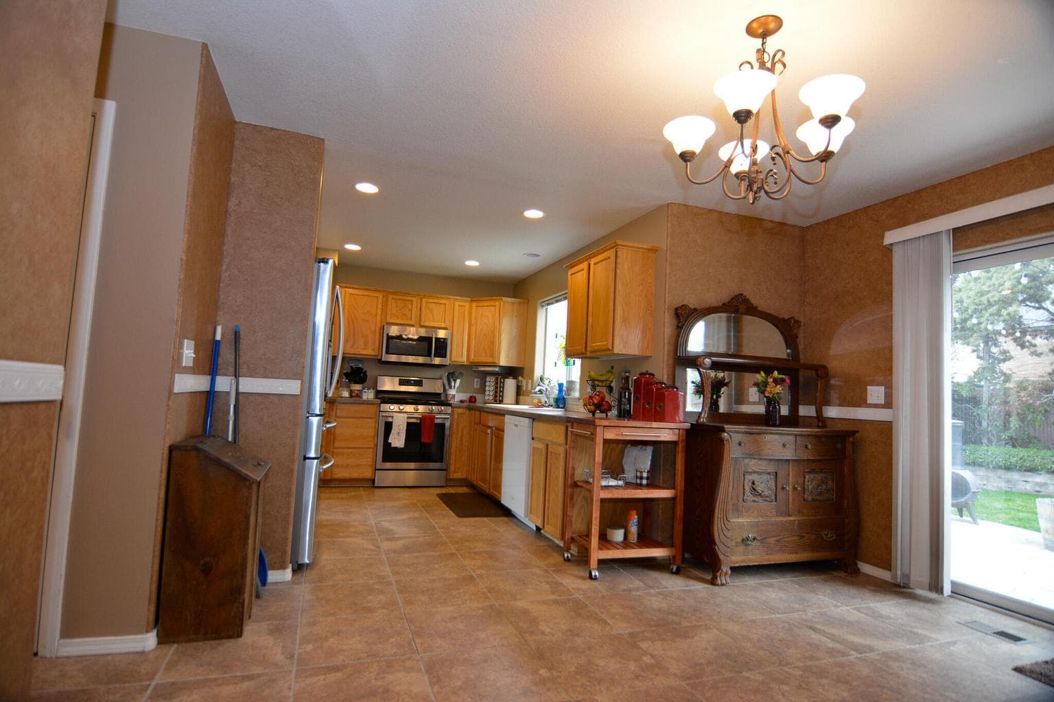 Photo of 311 NW 25th Street 14 of 32