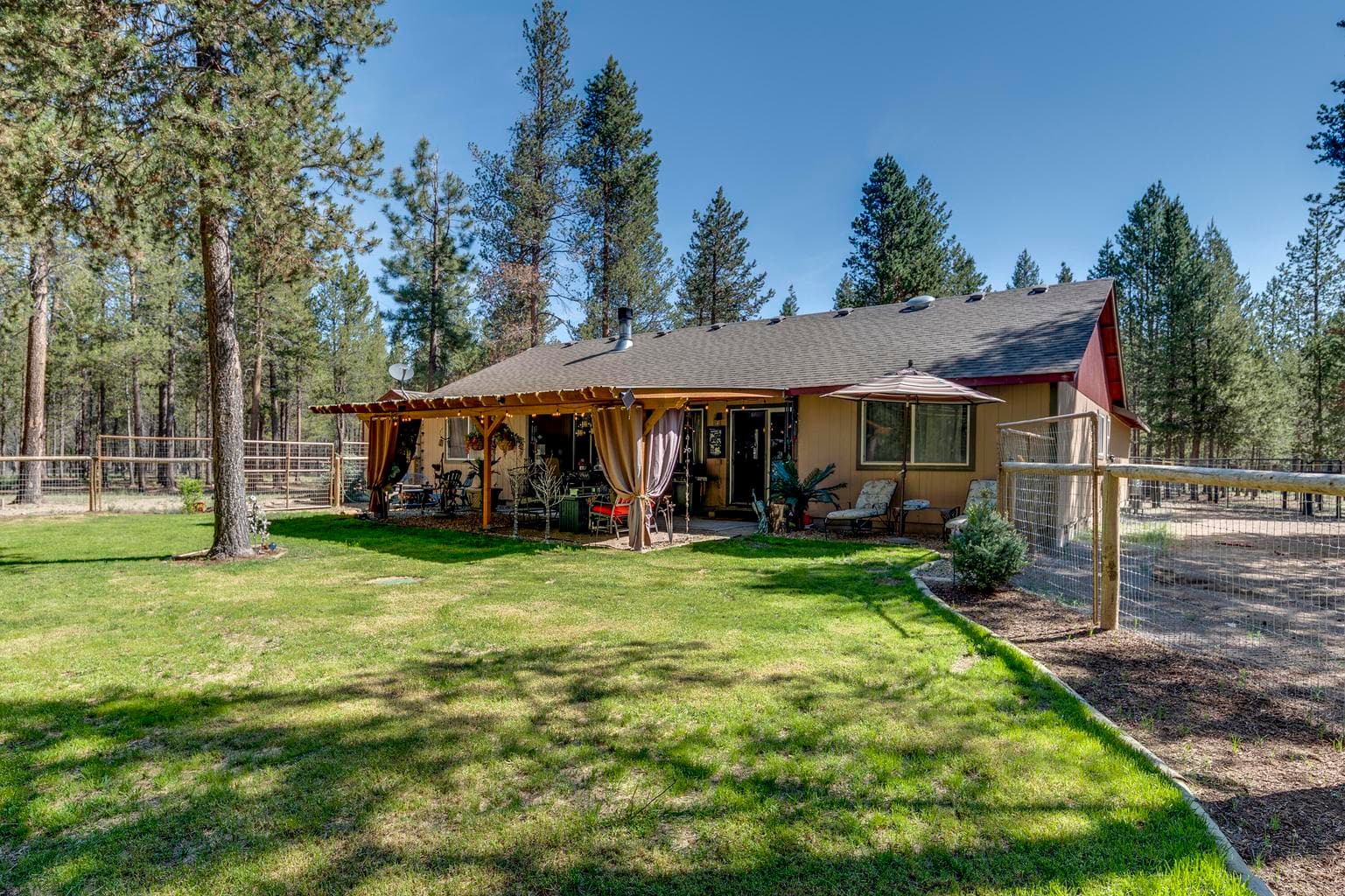 Photo of 144912 Trotter Court 27 of 53