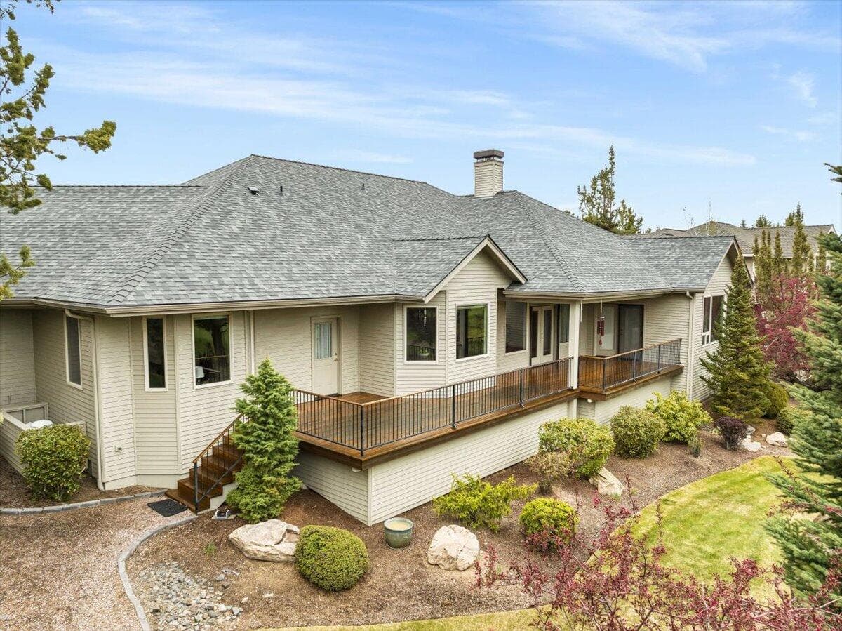 Photo of 710 Solitaire Court 42 of 56