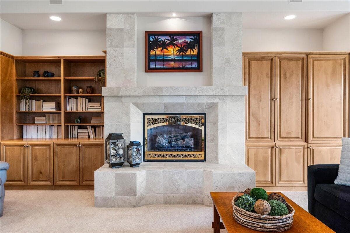 Photo of 710 Solitaire Court 10 of 56