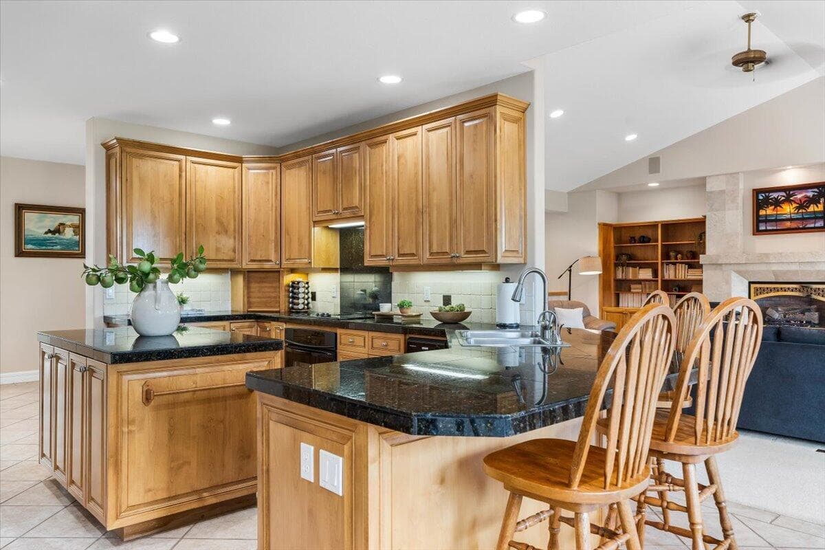 Photo of 710 Solitaire Court 14 of 56